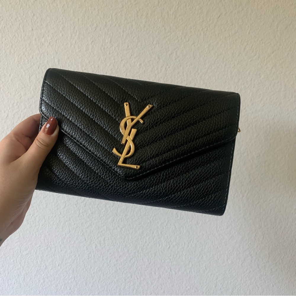 black purse